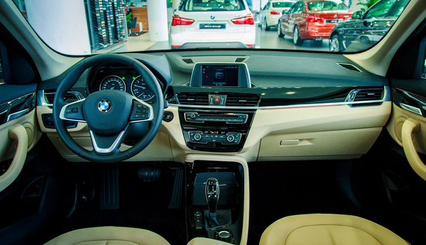 Nội thất xe BMW X1