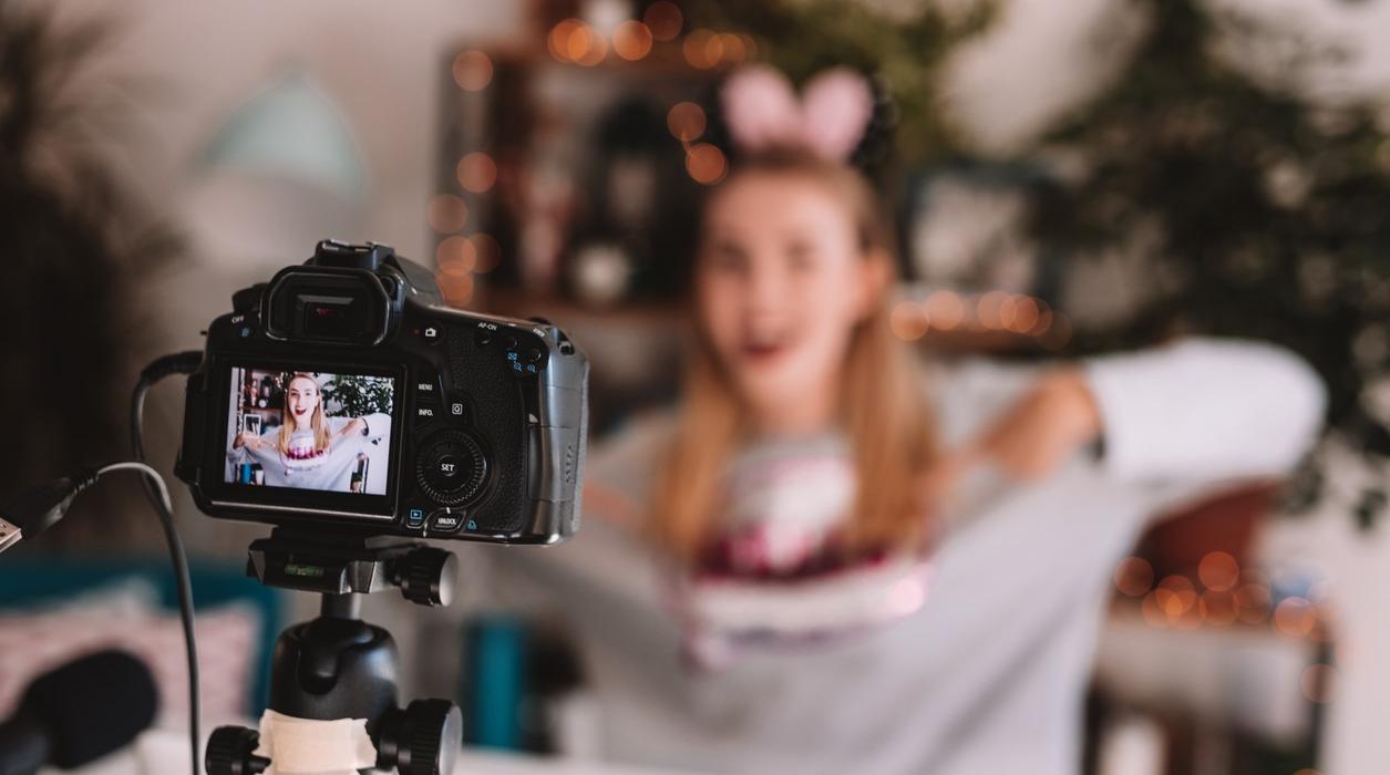 7 Affordable Vlogging Essentials | CollectivEdge